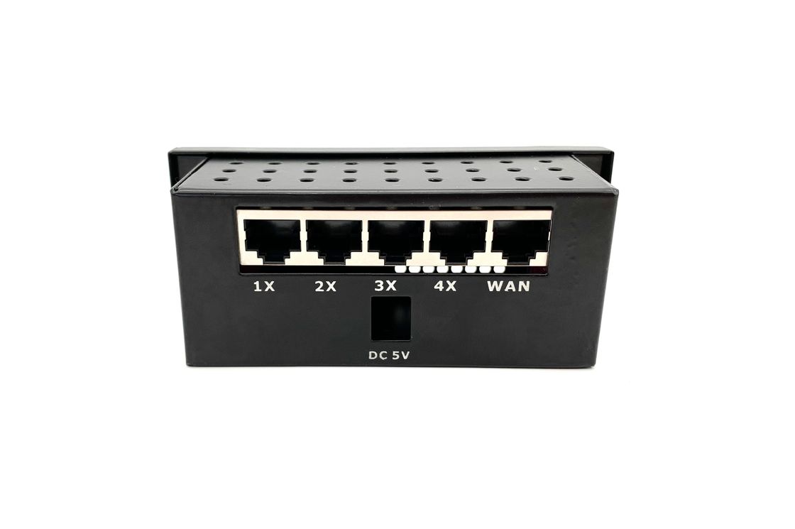 1 WAN 4 LAN Embedded Ethernet Modules 4 Port PSE Switch Wireless AP Control