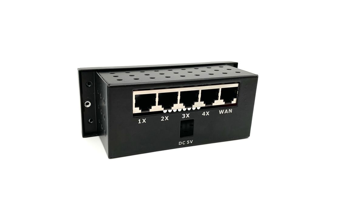 1 WAN 4 LAN Embedded Ethernet Modules 4 Port PSE Switch Wireless AP Control